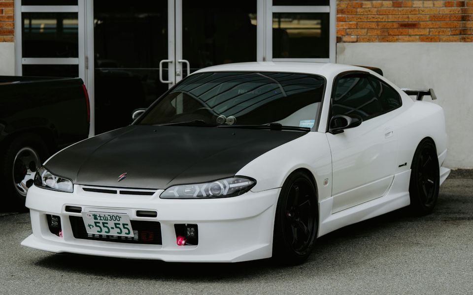 Nissan Silvia S15 白 カーボンボンネット